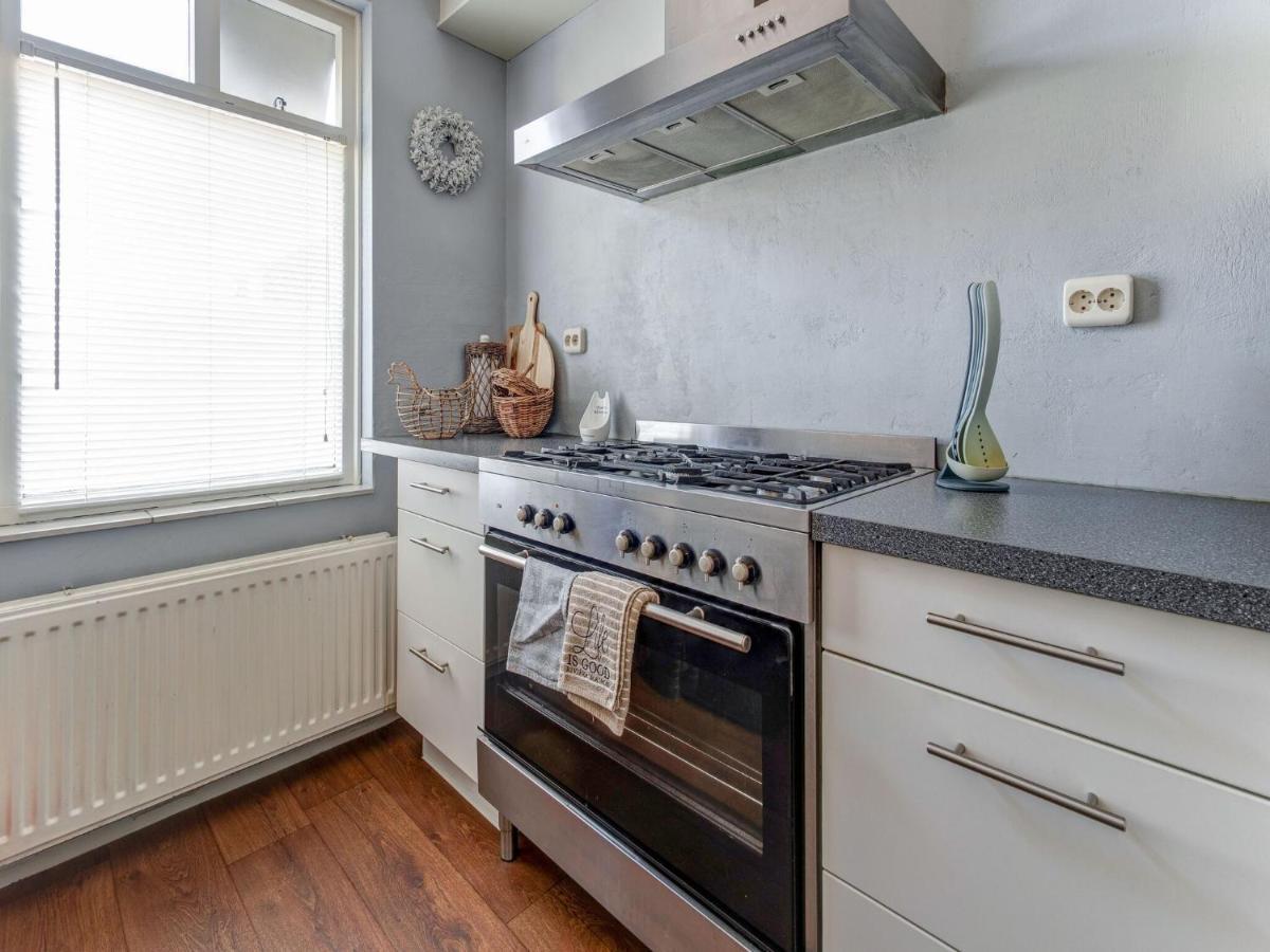 Comfy Apartment in Leeuwarden Centre Buitenkant foto